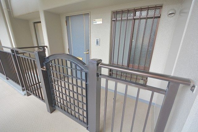 アルファスシティ大島 玄関