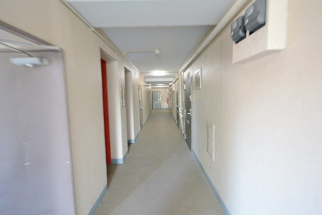 シャトレ明大前 外廊下 シャトレ明大前 外廊下