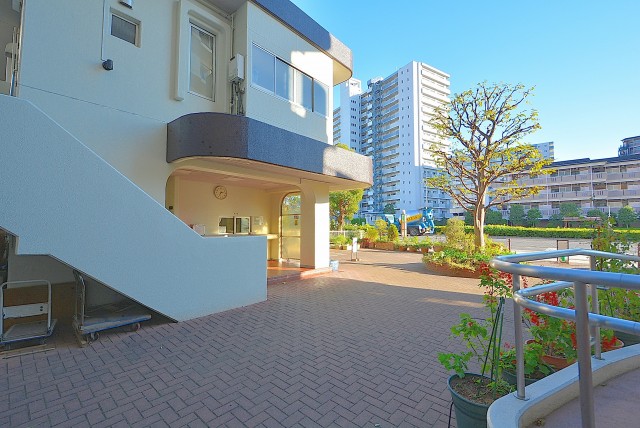 日商岩井亀戸マンション エントランス