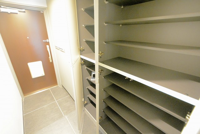 ルネ門前仲町 玄関