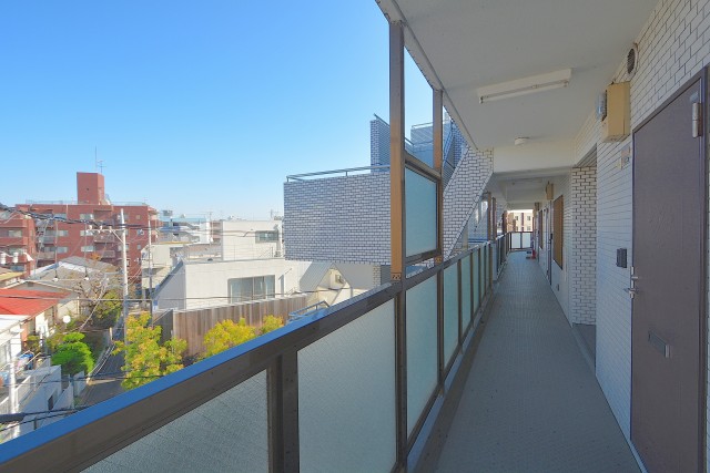 グリュック二子玉川 外廊下