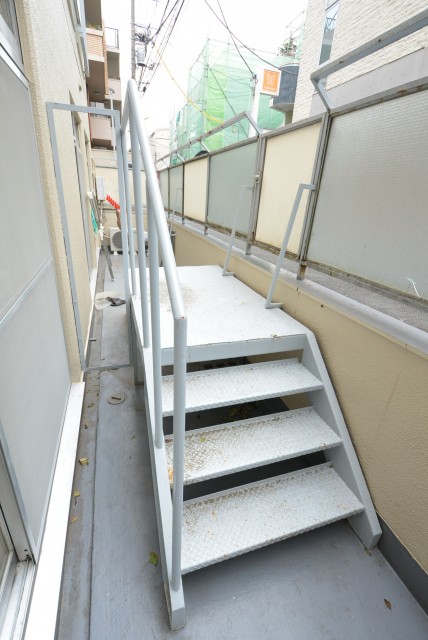 ダイアパレス世田谷公園 バルコニー