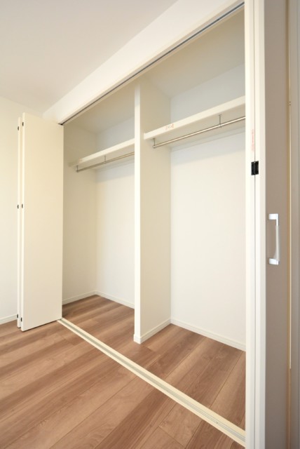 東建柏木マンション 洋室1