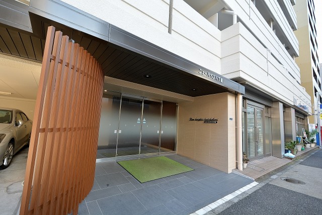 ニューハイツ八丁堀 (7)エントランス