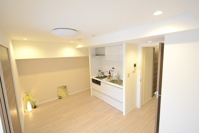 世田谷台ピロティ 205リビング・ダイニング