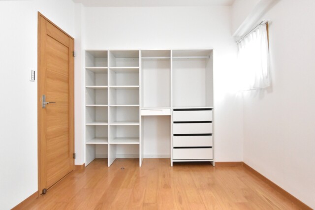 麻布狸穴ナショナルコート 洋室1