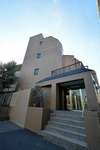 マイキャッスル駒場ヒルズ エントランス