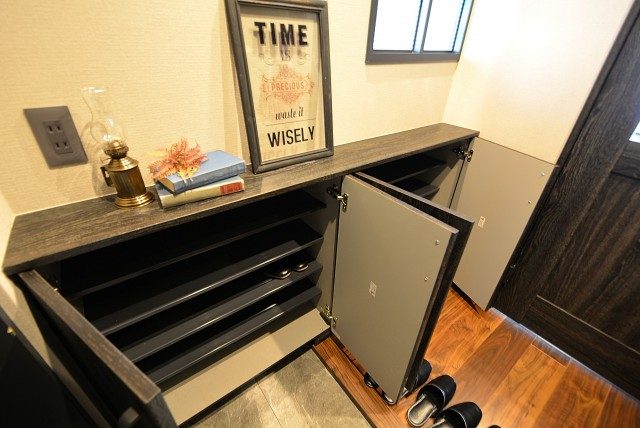 ニューハイツ八丁堀 玄関