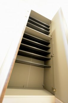 世田谷ピロティ 204 玄関