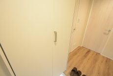 メゾンドゥ白金台 玄関