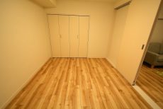 コスモ上馬 洋室6.0J コスモ上馬 洋室6.0J