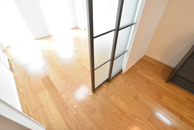 麻布狸穴ナショナルコート 洋室1