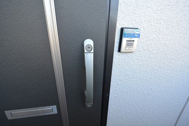 ニューハイツ八丁堀 玄関