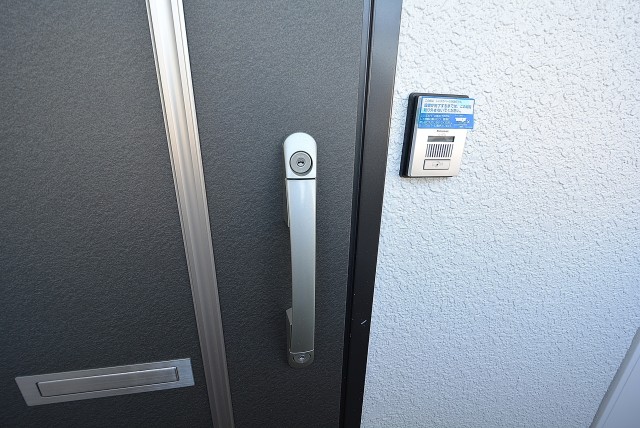 ニューハイツ八丁堀 (17)玄関