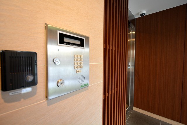 ニューハイツ八丁堀 (11)エントランス