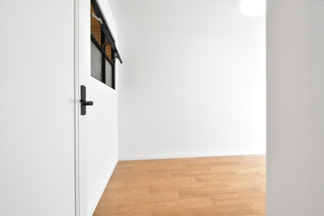 麻布狸穴ナショナルコート 洋室2