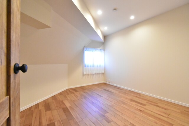 エグゼクティブ渋谷 洋室