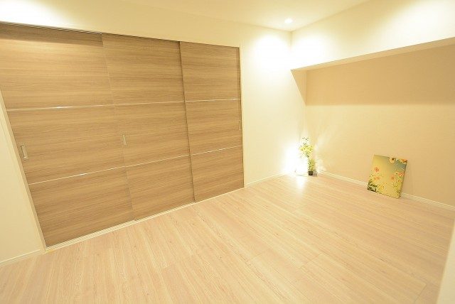 世田谷台ピロティ 205リビング・ダイニング