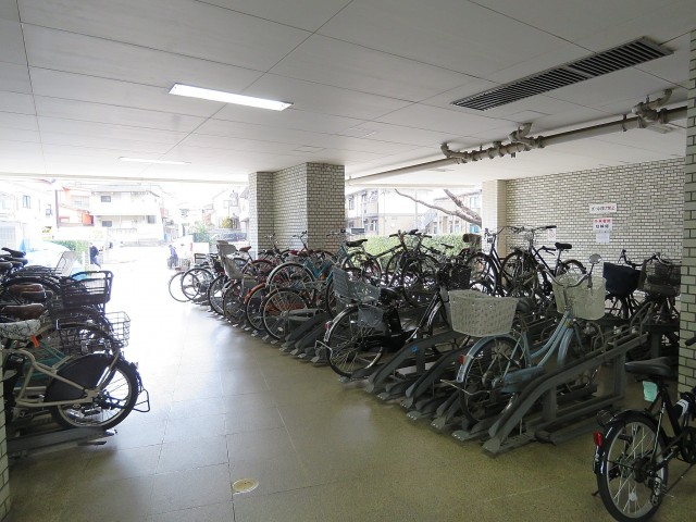 上高田四丁目団地　駐輪場