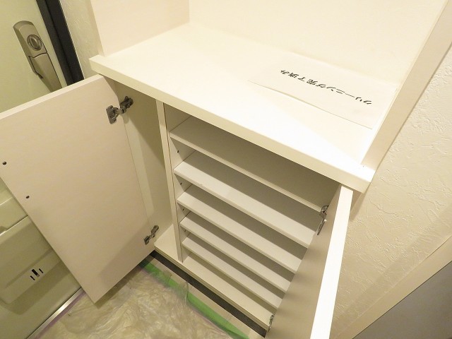 マンション目黒苑　シューズBOX