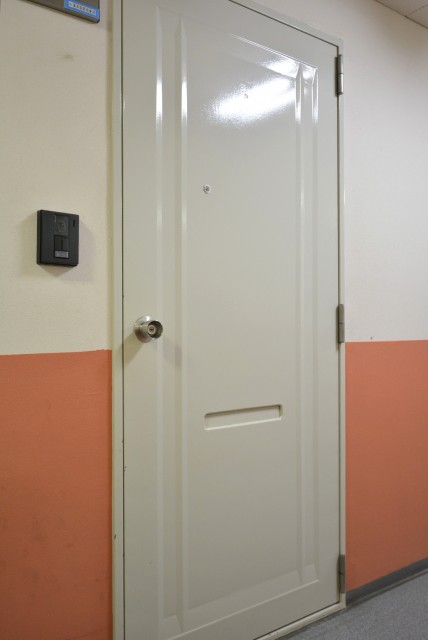 パイロットハウス北新宿 玄関