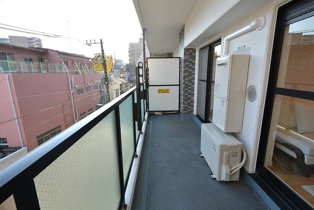 ラインズマンション根岸東 バルコニー