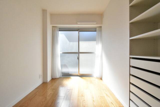 麻布狸穴ナショナルコート バルコニー