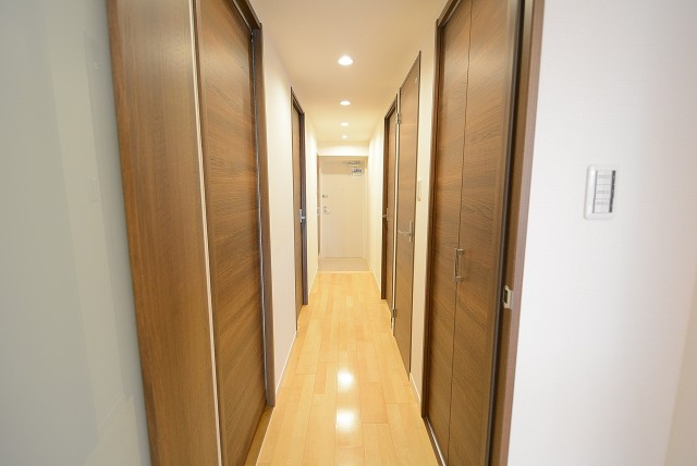 ラインズマンション根岸東 廊下