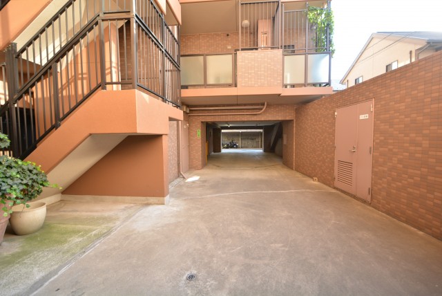 ライオンズマンション目白台シティ (7)エントランス