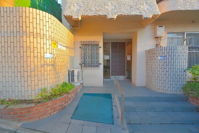 シャンボール文京 エントランス