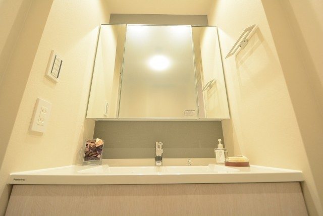 メゾンドゥ白金台 廊下