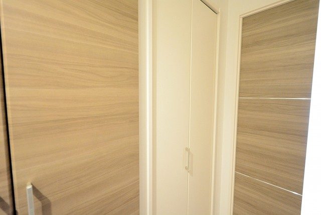 世田谷台ピロティ 205 玄関