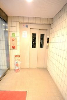 ライオンズマンション明石町 エントランス