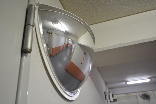 パイロットハウス北新宿 階段・内廊下