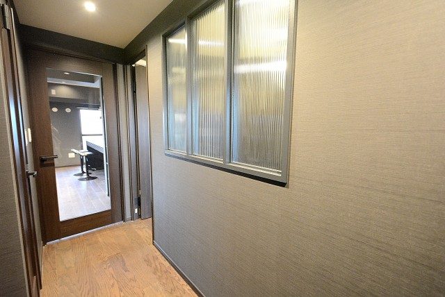 ライオンズマンション明石町 玄関