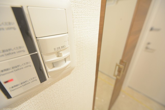 ラインズマンション根岸東 玄関