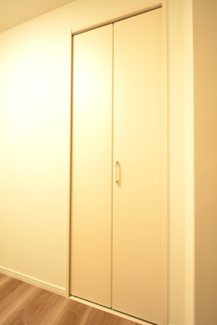 東建柏木マンション 洋室2