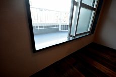 ニューハイツ八丁堀 バルコニー