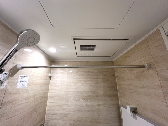 メゾンドール代々木 浴室