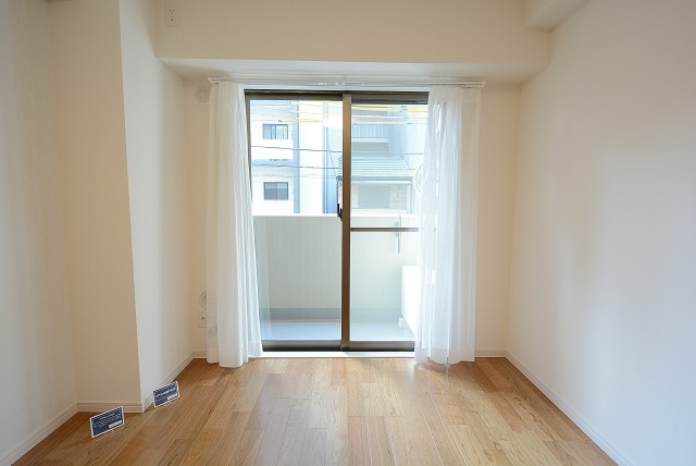 グランベル上野の杜 洋室6.4