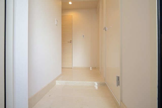 入谷アムフラット 玄関