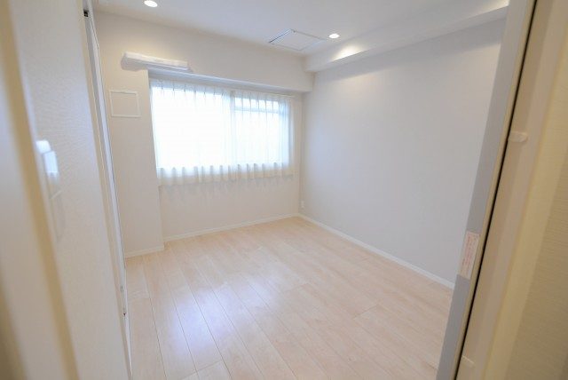 ダイアパレス中野本町 洋室