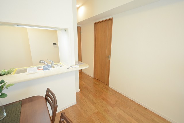 グランベル上野の杜 洋室6.4