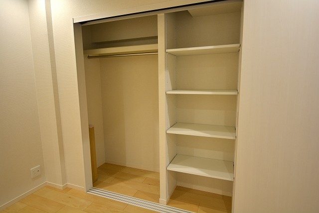 ヴィラロイヤル東中野 洋室