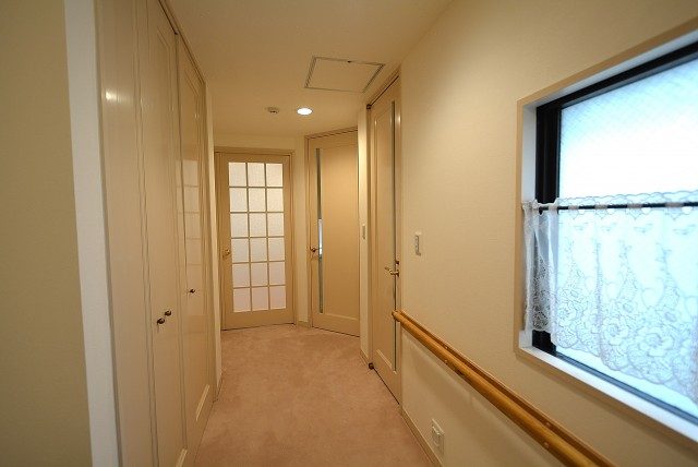 ソフィア高輪 物入_廊下 ソフィア高輪 物入_廊下