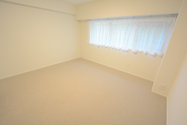 上野毛ハイム 洋室①