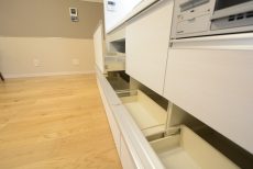 上野ダイカンプラザ