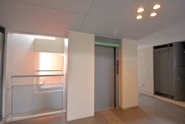 グランドメゾン目黒南 エントランス