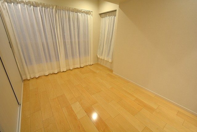 ヴィラロイヤル東中野 洋室