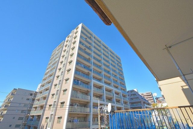 ファミネス大森 バルコニー